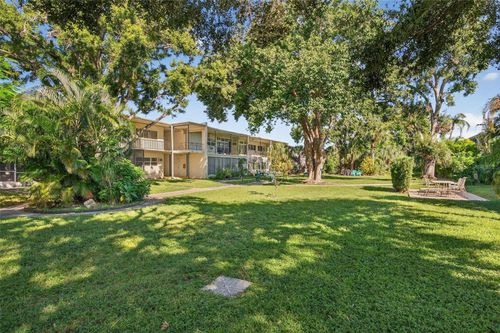 apt-14-4001 58th St N, KENNETH CITY, FL, 33709-6099 | Card Image