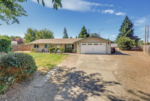1210 Jasper St, Medford, OR, 97501-3737 | Card Image