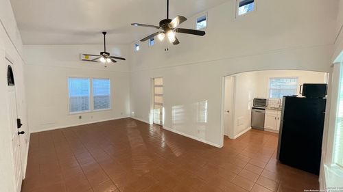 1207 Elm Grove Rd, Seguin, TX, 78155 | Card Image