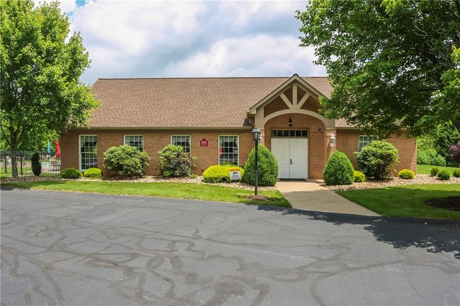 135 Linden Ct, Condo with 3 bedrooms, 3 bathrooms and 2 parking in Seven Fields PA | Image 45