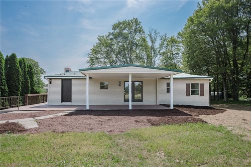 50 Waylin Way, New Florence, PA, 15944-8222 | Card Image