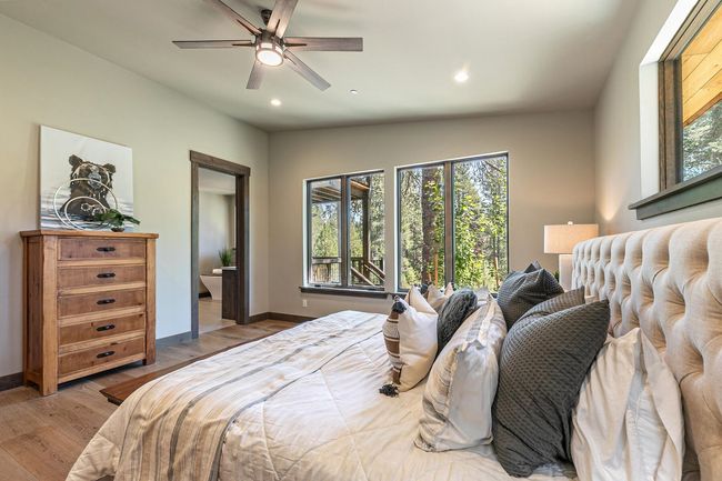 11711 Ghirard Rd, House other with 5 bedrooms, 3 bathrooms and null parking in Truckee CA | Image 14
