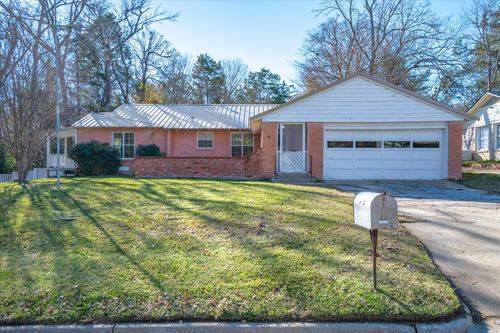 175 E Elm St, Canton, TX, 75103-1815 | Card Image