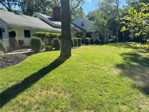 185 Quaker Path, Setauket, NY, 11733-2227 | Card Image