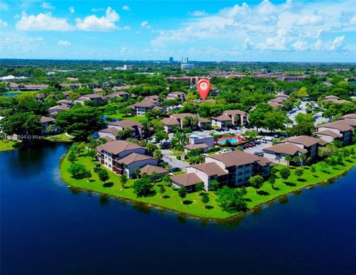 9956-9956 Nob Hill Pl, Sunrise, FL, 33351-4635 | Card Image