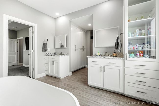 30185 N 3994 Dr, House other with 4 bedrooms, 4 bathrooms and null parking in Ramona OK | Image 29