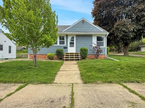 306 Blinkman St, Fairmont, MN, 56031-3015 | Card Image