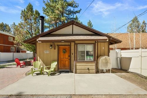 921 Wendy, Big Bear City, CA, 92314 | Card Image