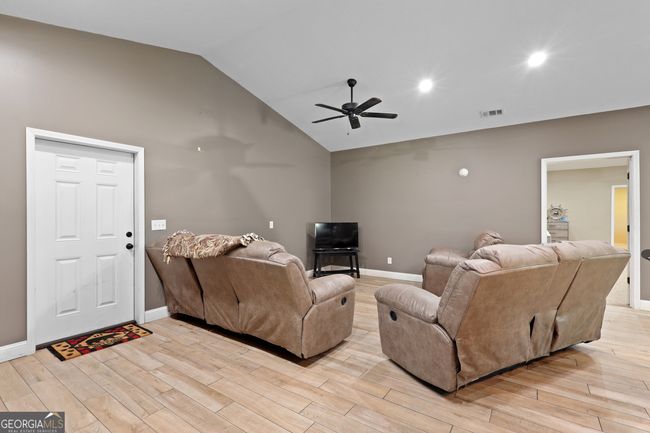 2460 Thornton Rd, House other with 2 bedrooms, 3 bathrooms and null parking in Patterson GA | Image 19