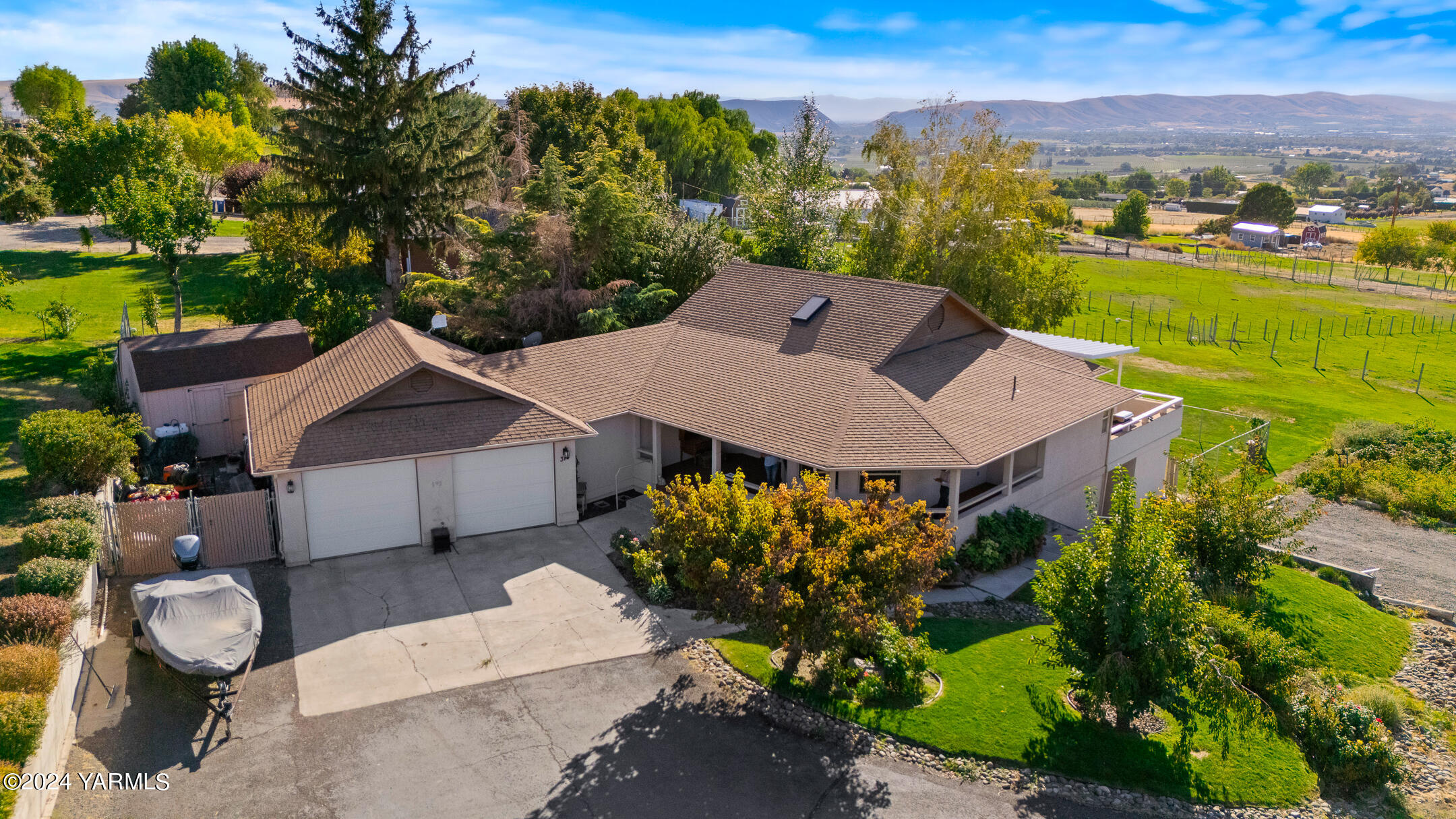Warrior Rd, Yakima, WA 98901