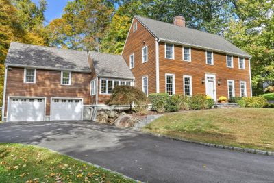 19 Oak Knoll Road, House other with 4 bedrooms, 3 bathrooms and null parking in Ridgefield CT | Image 3