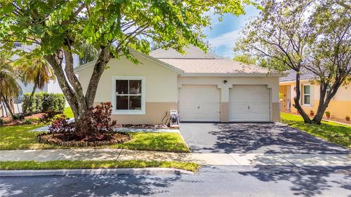 301 Nw 207th Ave, Pembroke Pines, FL, 33029-3503 | Card Image