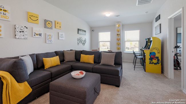 14723 Sabine Loop Rd, House other with 5 bedrooms, 3 bathrooms and null parking in San Antonio TX | Image 12