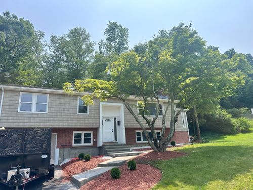 29 Heritage Hill Rd, Branford, CT, 06405-2309 | Card Image