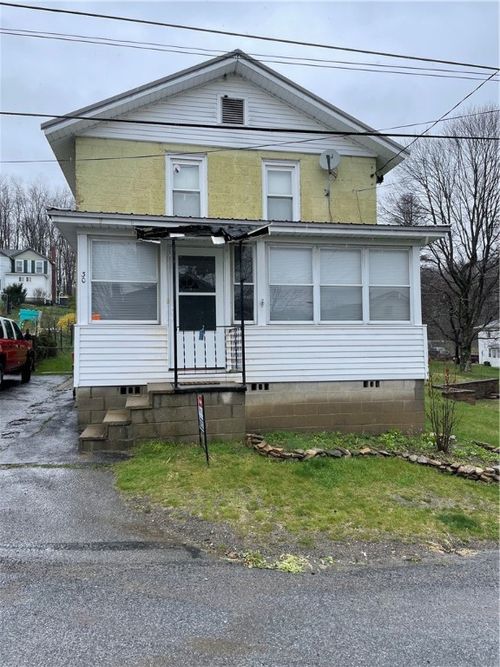 30 Fisher St, Commodore, PA, 15729-9230 | Card Image