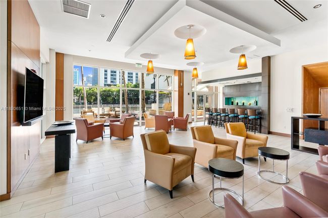 APT-707 - 31 Se 5 Th St, Condo with 1 bedrooms, 1 bathrooms and null parking in Miami FL | Image 32