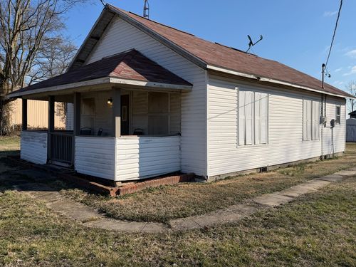 509 Main St, Walnut Hill, IL, 62893-1175 | Card Image