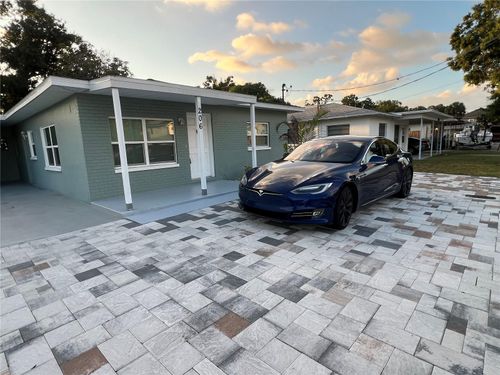 206 N Himes Ave, TAMPA, FL, 33609-1320 | Card Image