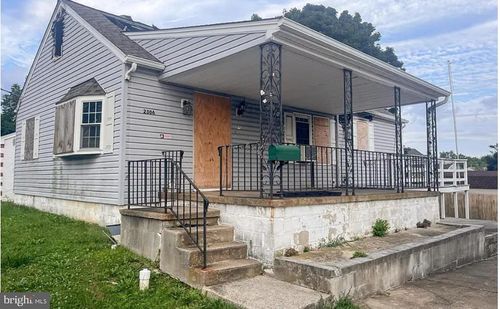 2306 Faulkland Rd, WILMINGTON, DE, 19805-1043 | Card Image