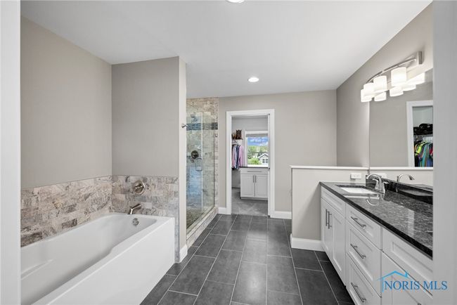 9575 Newbury Ln, House other with 4 bedrooms, 4 bathrooms and 3 parking in Whitehouse OH | Image 19