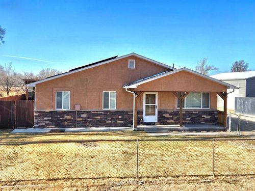 206 Melon Ave, La Junta, CO, 81050-9527 | Card Image