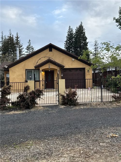1528 Della Ln, Paradise, CA, 95969 | Card Image