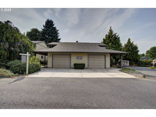 28-4613 E 18th St, Vancouver, WA, 98661-6282 | Card Image