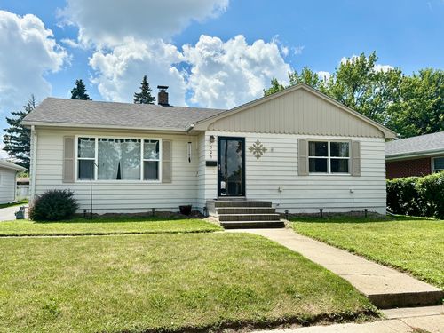 505 Highland St, Belvidere, IL, 61008-5935 | Card Image