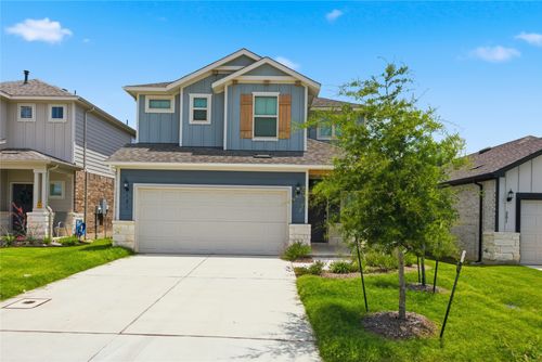 121 Groveland Dr, Liberty Hill, TX, 78642-2840 | Card Image