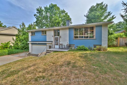 268 Canboro Rd, Ridgeville, ON, L0S1M0 | Card Image