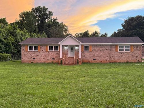 3057 Nw Garner Road, Huntsville, AL, 35806 | Card Image
