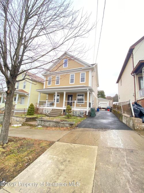 1827 Prospect Ave, Scranton, PA, 18505-4019 | Card Image