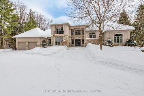 5800 Queenscourt Cres, Manotick, ON, K4M1K3 | Card Image