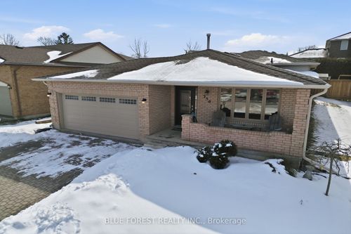 250 Alder Rd, Ingersoll, ON, N5C3Z2 | Card Image