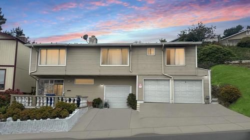 125 Wembley Dr, Daly City, CA, 94015-4426 | Card Image