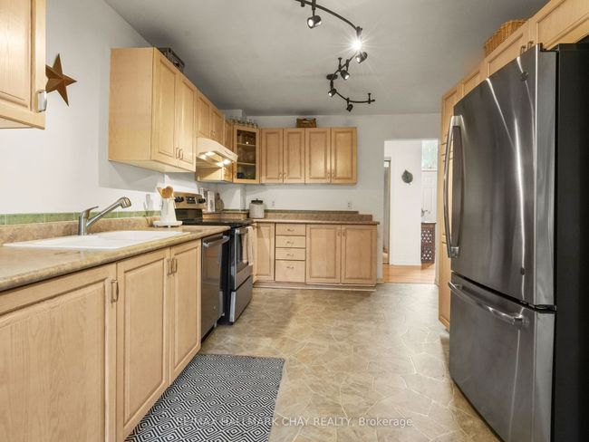 61 Green Briar Rd, Condo with 3 bedrooms, 3 bathrooms and 1 parking in Alliston ON | Image 11
