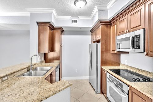 1-211-1 Renaissance Way, Boynton Beach, FL, 33426 | Card Image