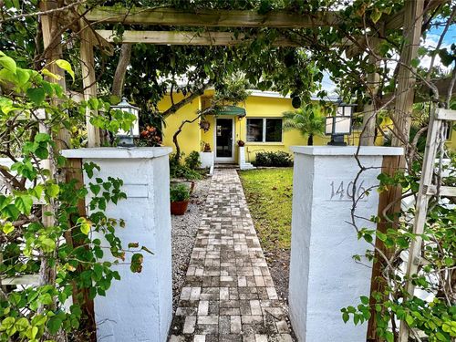 1406 Ne 15th St, Fort Lauderdale, FL, 33304-4814 | Card Image