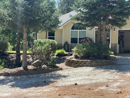 603 W Denison Chattaroy Rd, Deer Park, WA, 99006-8313 | Card Image