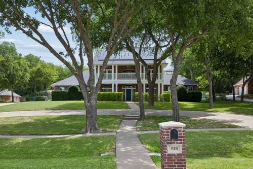 619 Oak Tree Cv, Cedar Hill, TX, 75104-8239 | Card Image