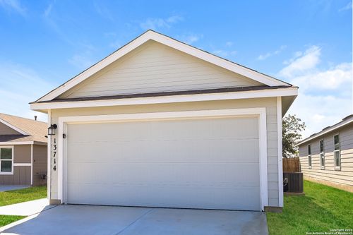 13714 Haystack Rdg, San Antonio, TX, 78252-1738 | Card Image