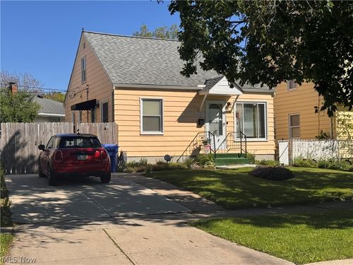 4225 Brookside Blvd, Cleveland, OH, 44135-1605 | Card Image