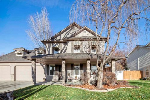 762 E Martinique Dr, Meridian, ID, 83642-7416 | Card Image