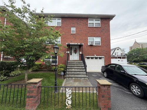 1-10 Wilbur St, Yonkers, NY, 10704-1877 | Card Image