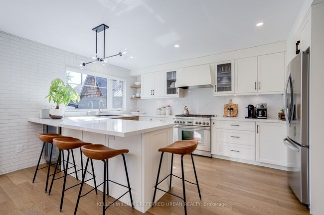 12 Wesley Ave, House other with 3 bedrooms, 4 bathrooms and 6 parking in Mississauga ON | Image 15