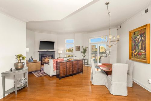 apt-303-110 31st Ave N, Nashville, TN, 37203-1664 | Card Image