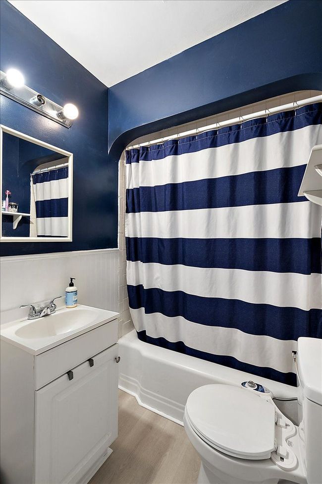 110 W Shevlin Ave, House other with 2 bedrooms, 1 bathrooms and null parking in Hazel Park MI | Image 17