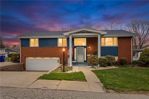 109 Peffer St, Harmony Boro, PA, 16063 | Card Image