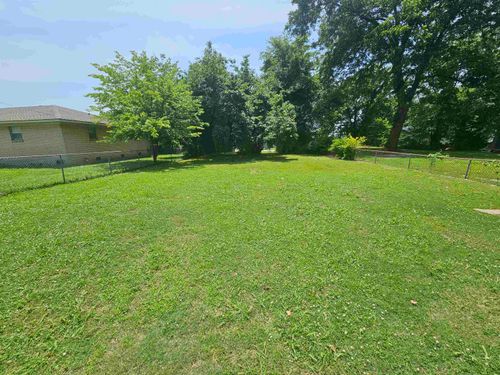 621 Cheatham St, Dyersburg, TN, 38024-4502 | Card Image