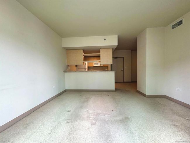 802 - 425 W Beech St, Condo with 2 bedrooms, 1 bathrooms and 1 parking in San Diego CA | Image 12